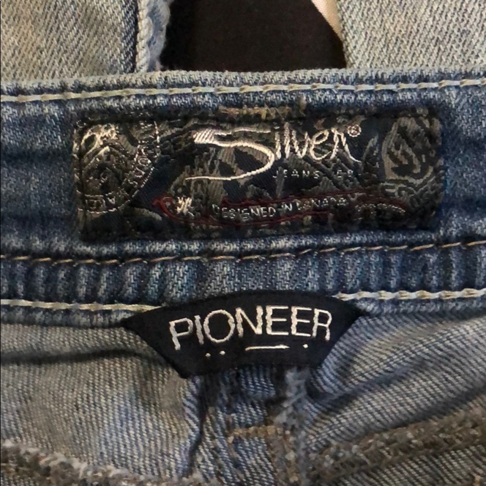 Silver Jean Co. Pioneer light wash denim 33x33 - Picture 3 of 7